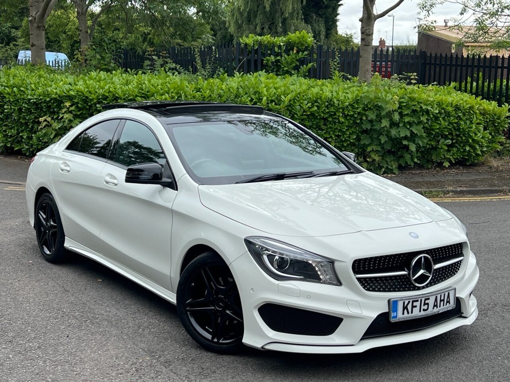 MERCEDES-BENZ CLA180 AMG SPORT (2015/15)