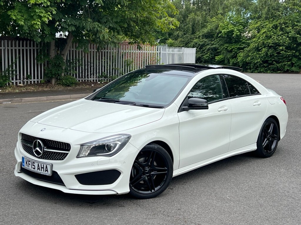 MERCEDES-BENZ CLA180 AMG SPORT (2015/15)