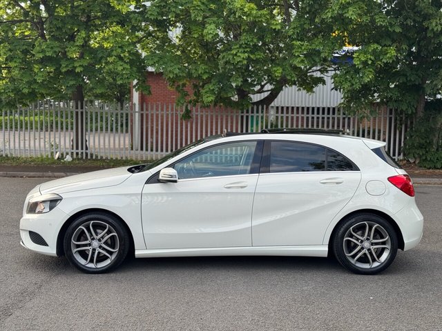 MERCEDES-BENZ A-CLASS 1.5 A180 CDI (2014/14)