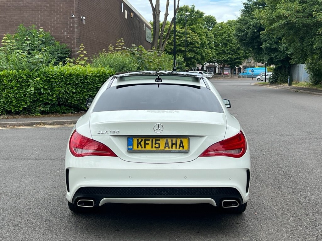 MERCEDES-BENZ CLA180 AMG SPORT (2015/15)