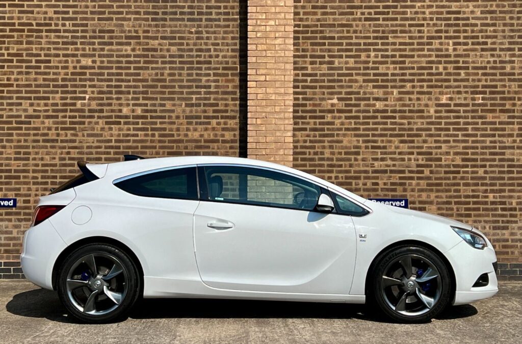 VAUXHALL ASTRA GTC 1.4 TURBO SRI (2016/16)