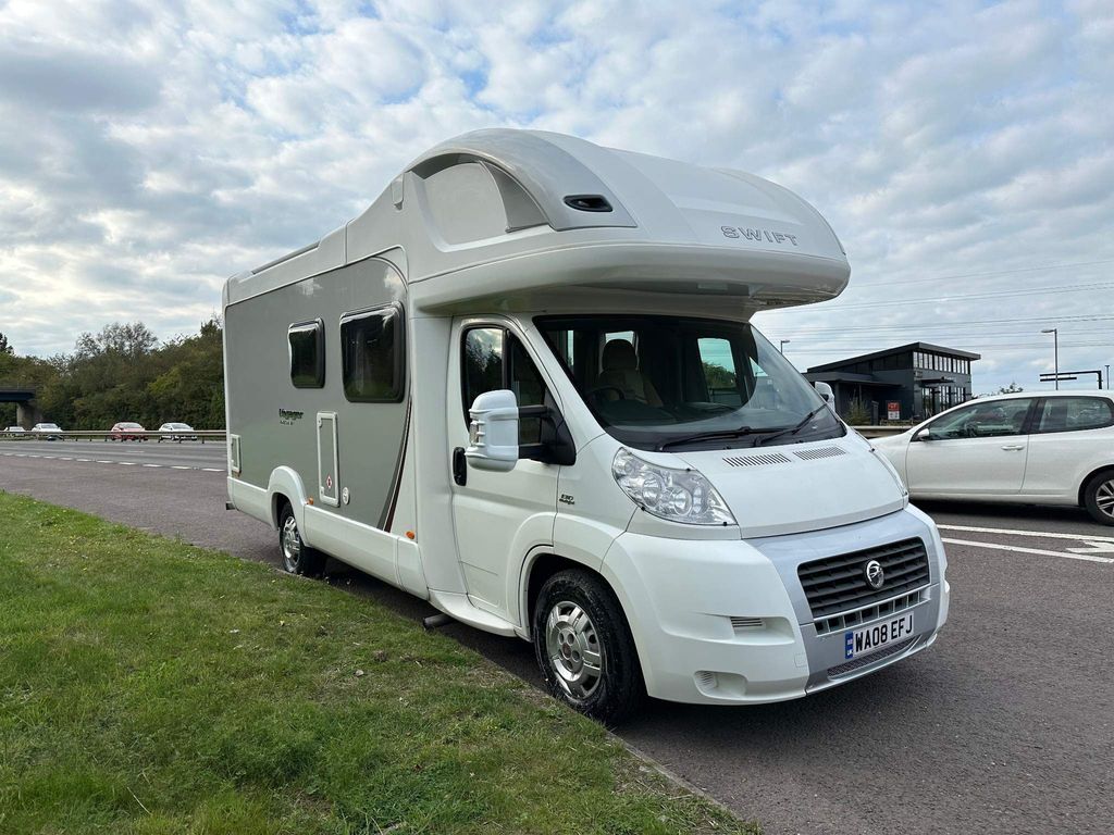 SWIFT VOYAGER 685 FB4 (2008/08)