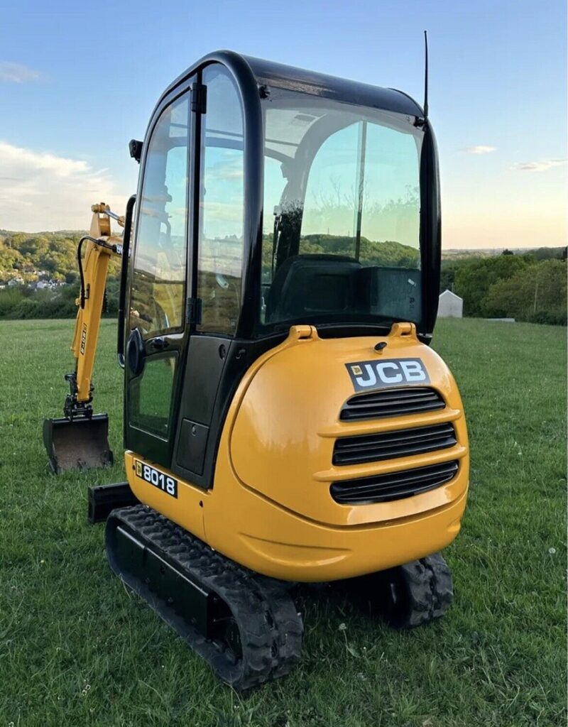 JCB 8018 MINI DIGGER EXCAVATOR (2005)