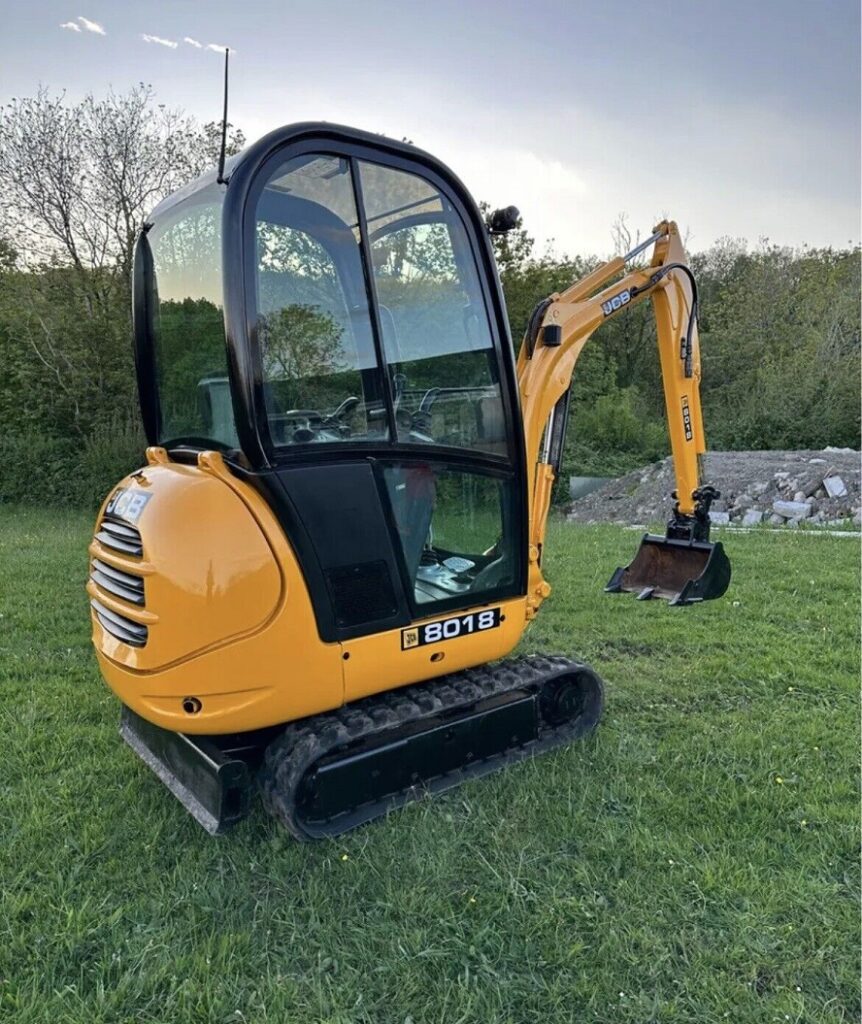 JCB 8018 MINI DIGGER EXCAVATOR (2005)