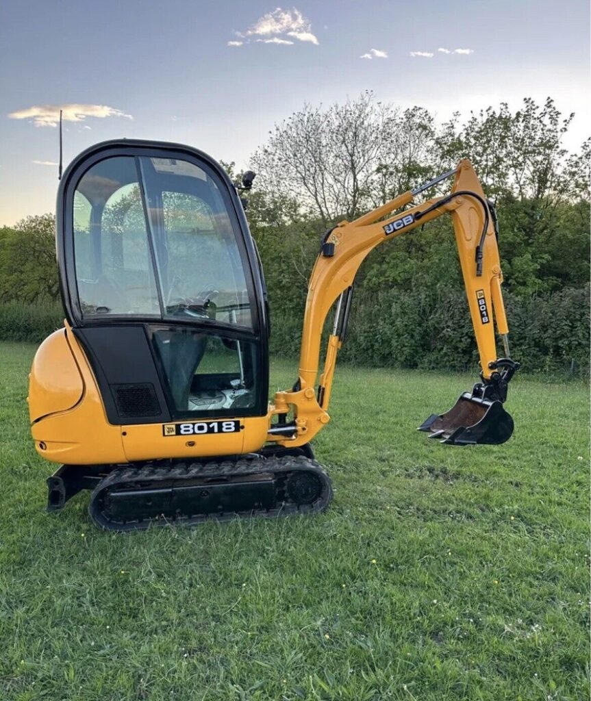JCB 8018 MINI DIGGER EXCAVATOR (2005)