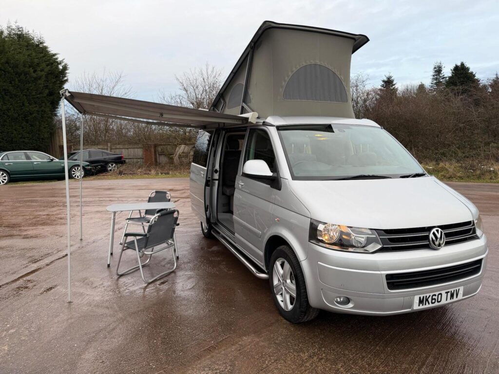 VOLKSWAGEN CALIFORNIA - ELECTRIC ROOK/BIKE RACK (2010/60)
