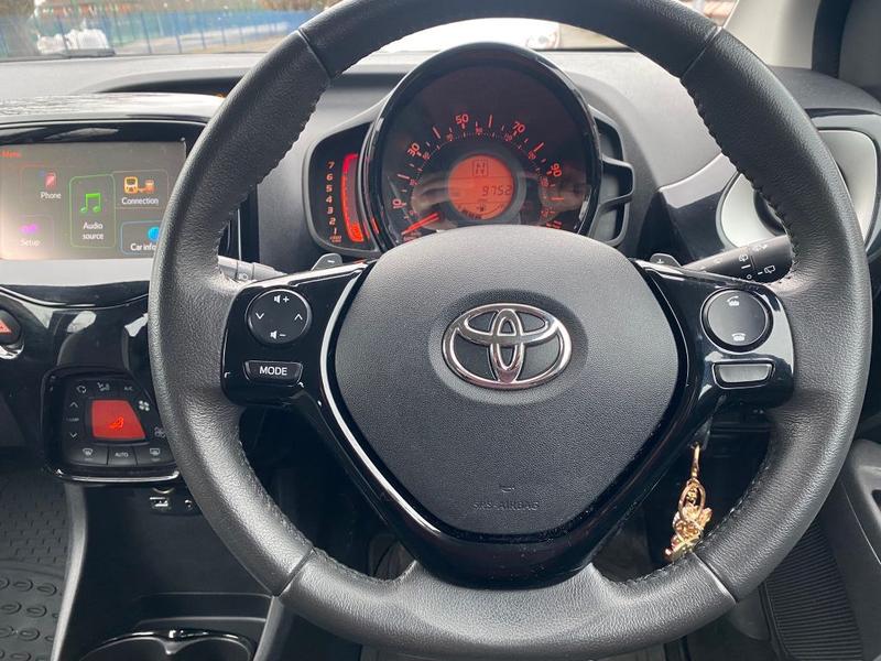 TOYOTA AYGO 1.0 (2015/15)